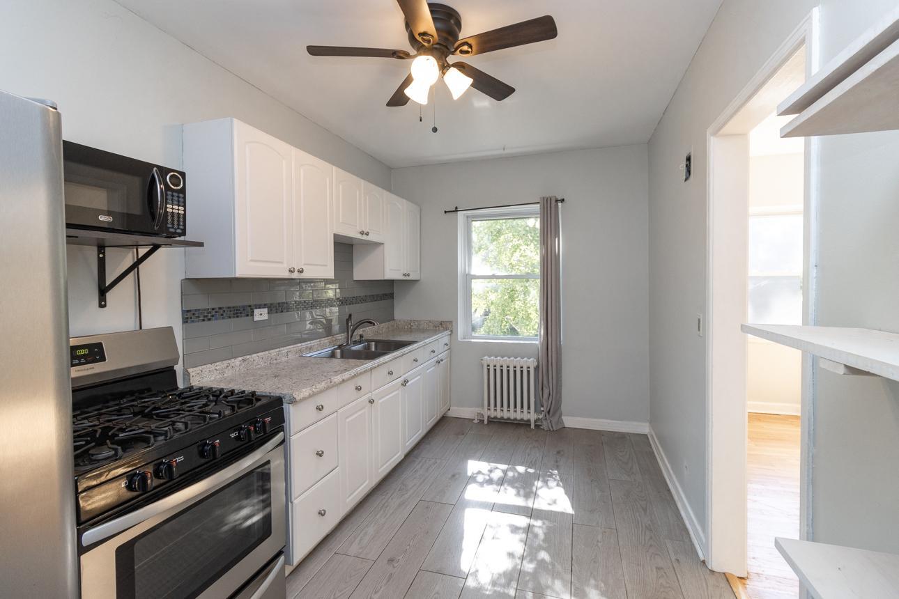 3128 W Bde Maka Ska Boulevard 415 Property Photo 9