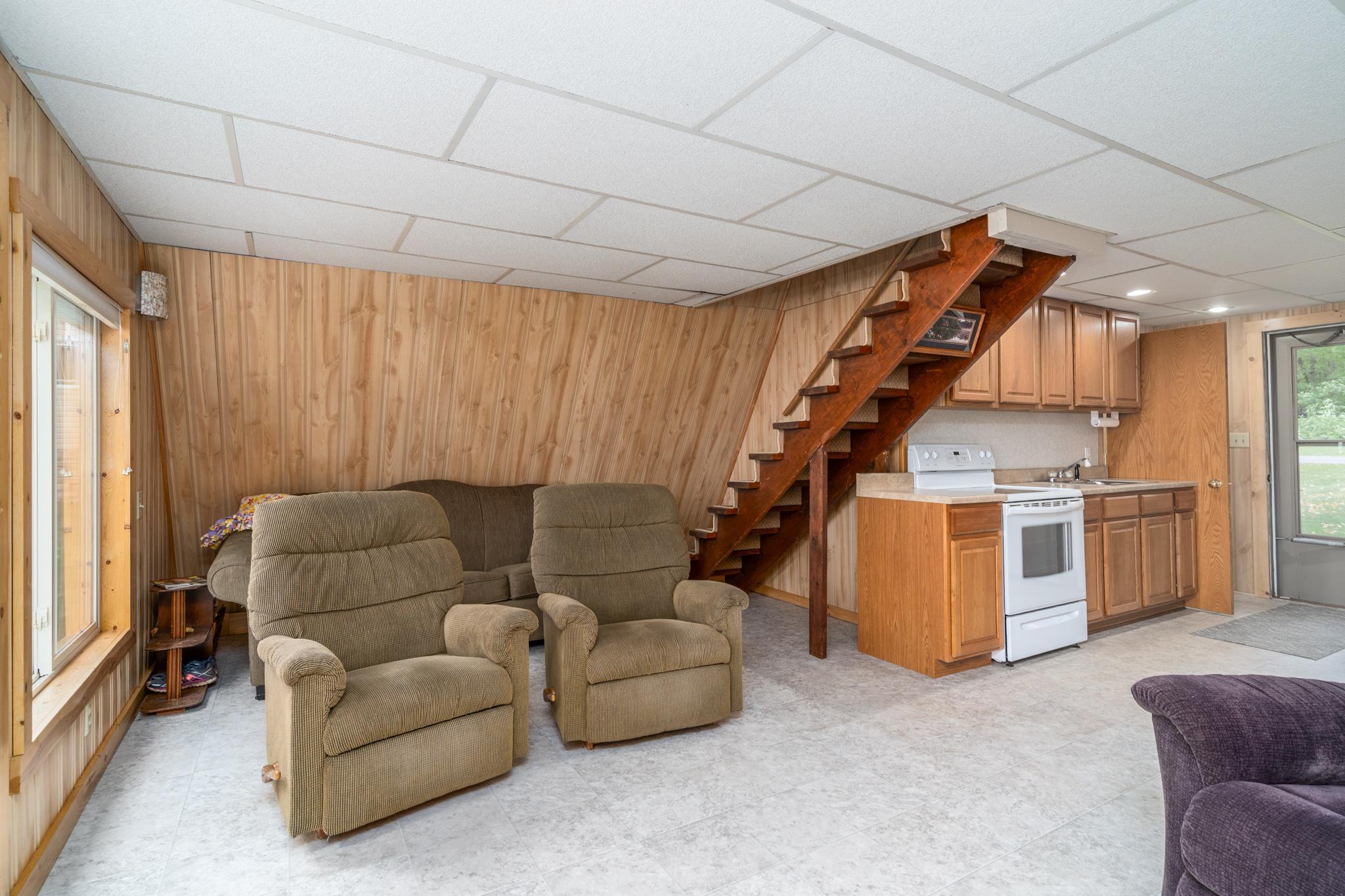 15710 N Trinity Point Road Se Property Photo 5