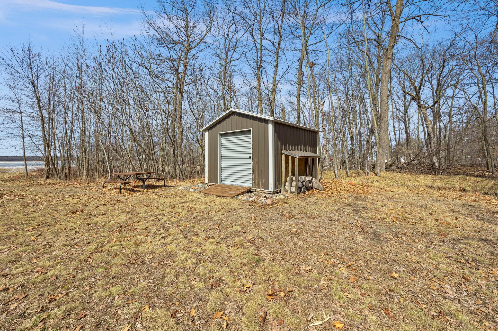 1290 Malone Park Road Property Photo 7
