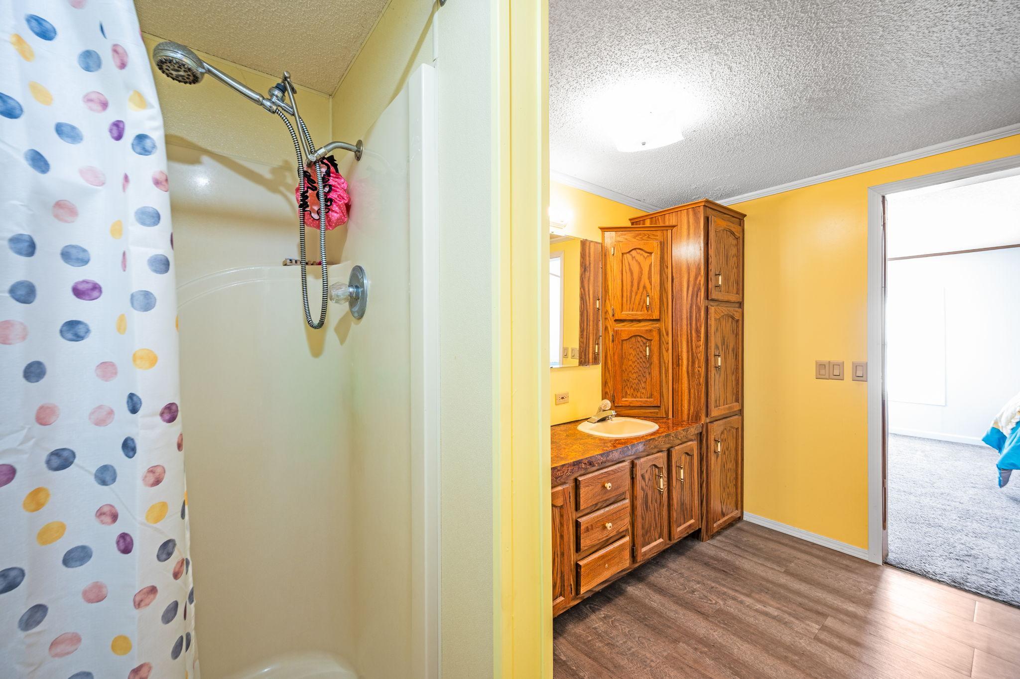1734 40th Street Property Photo 19