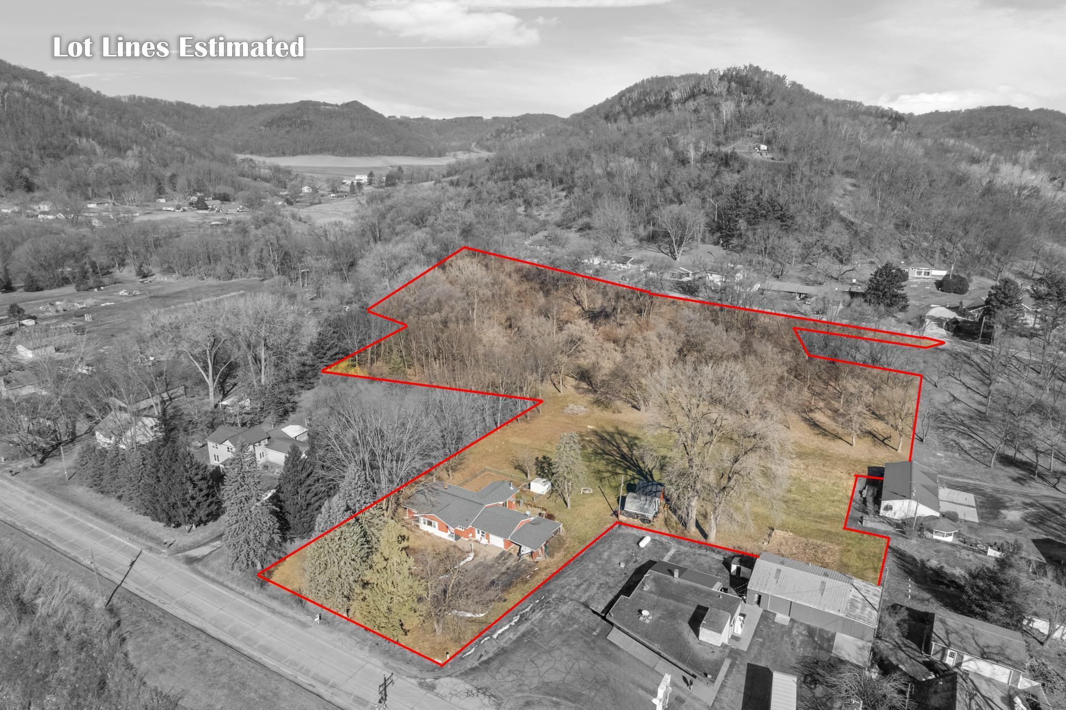 W394 Bluff Siding Road Property Photo 3