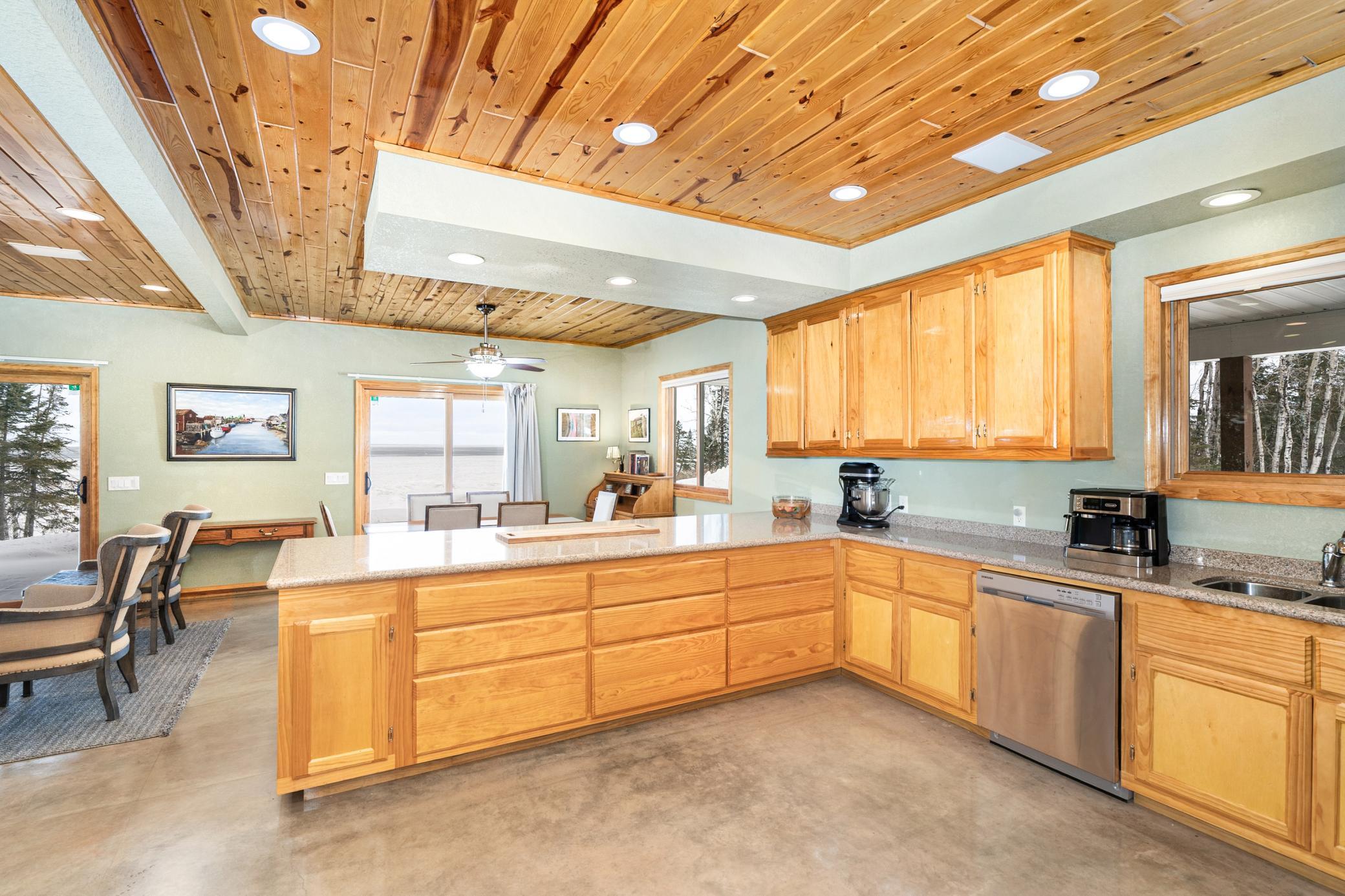 81405 Orienta Lake Road Property Photo 6