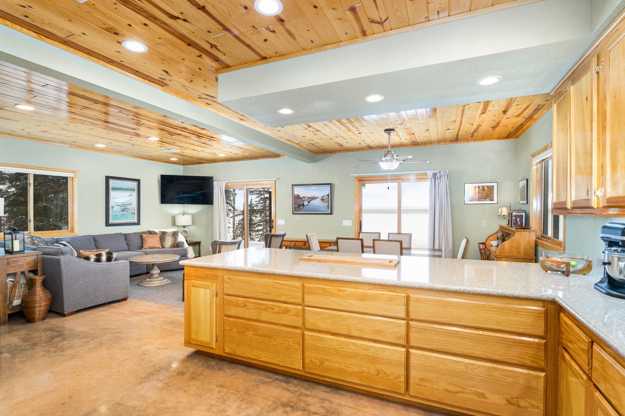 81405 Orienta Lake Road Property Photo 7