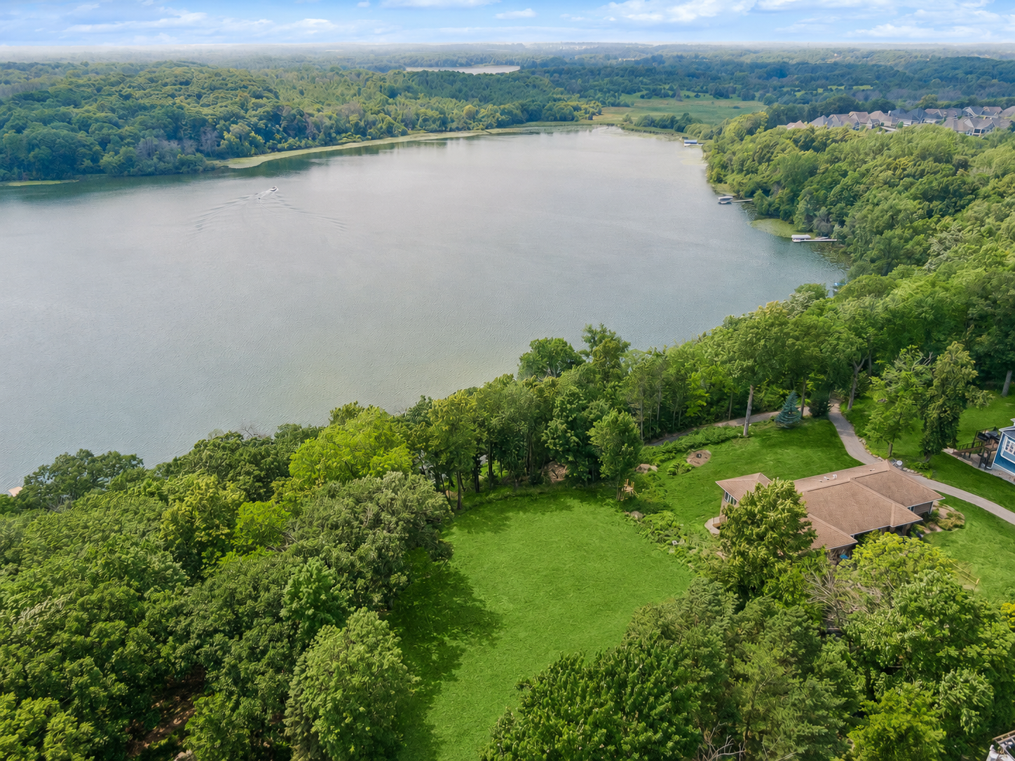 7080 Rolling Acres Road Property Photo 3