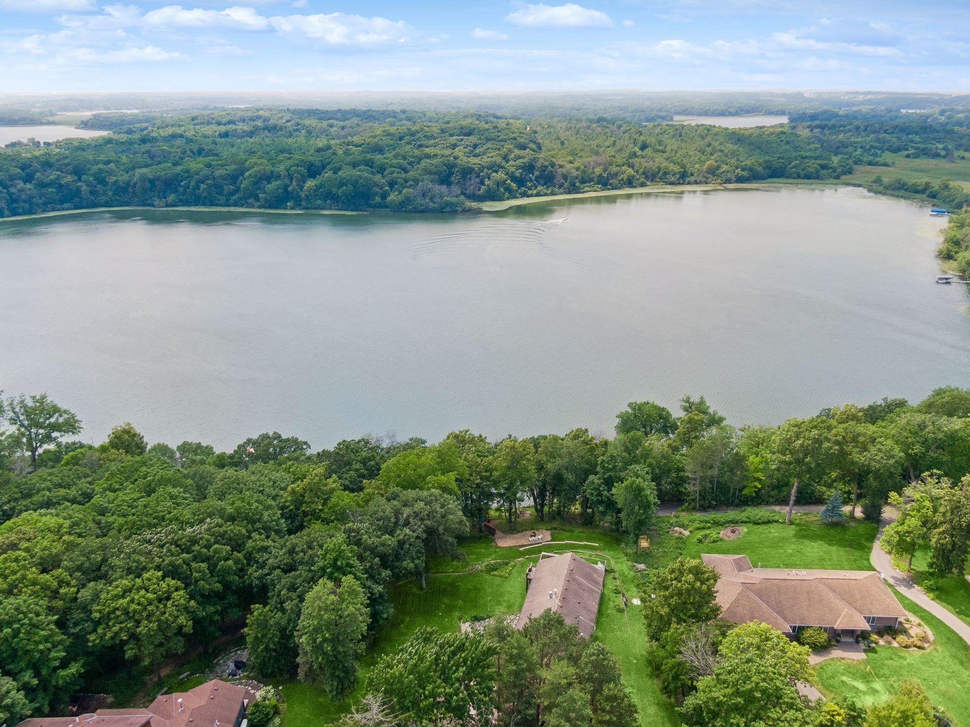 7080 Rolling Acres Road Property Photo 4