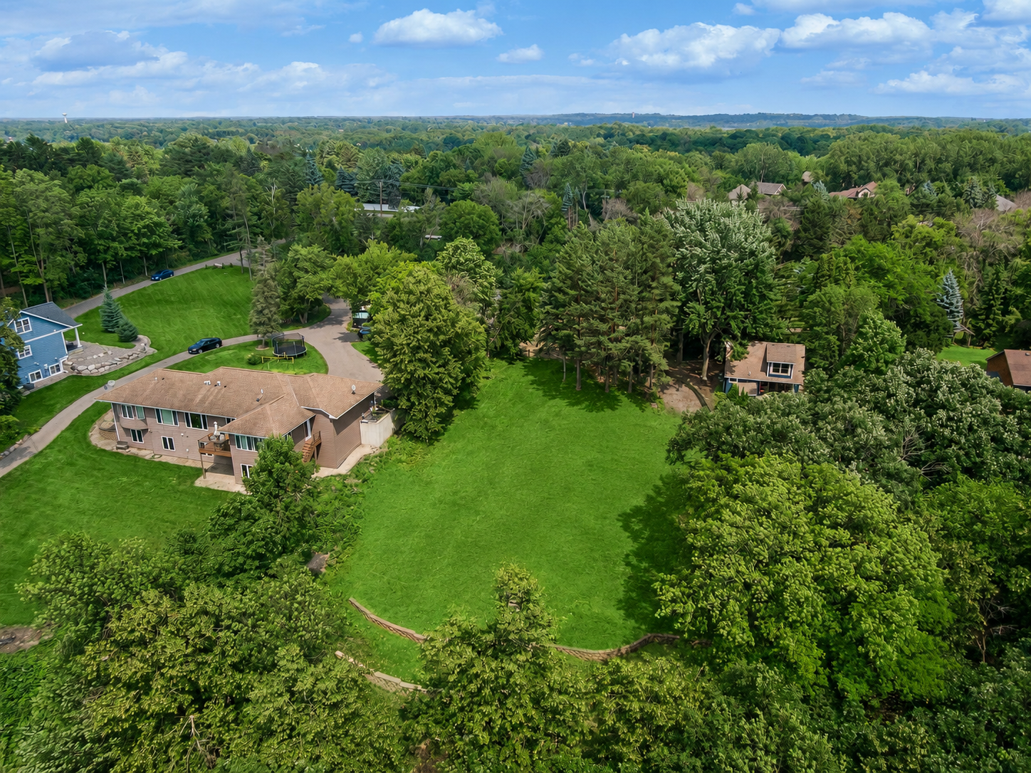 7080 Rolling Acres Road Property Photo 6