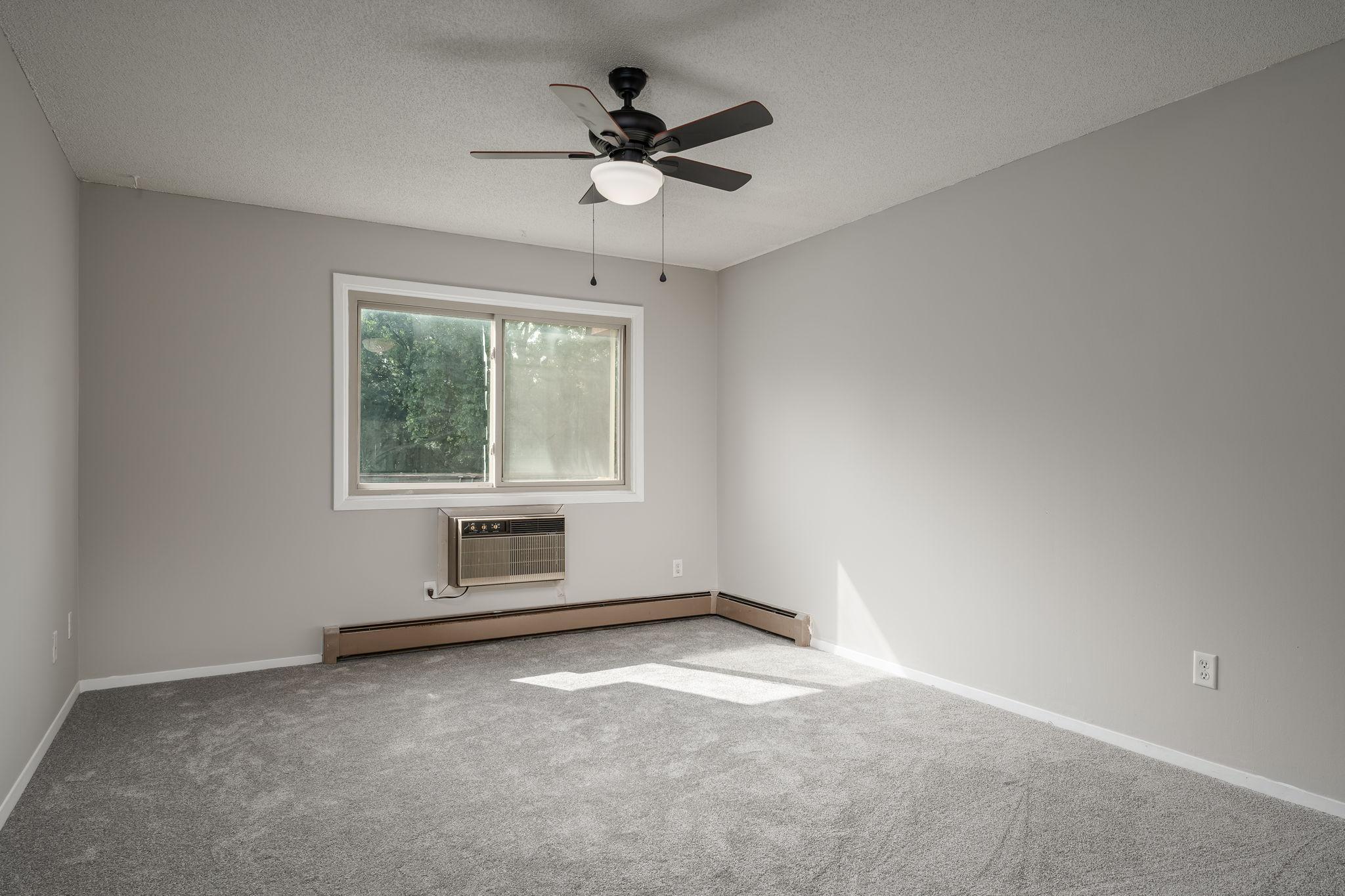 2007 E 122nd Street B15 Property Photo 11