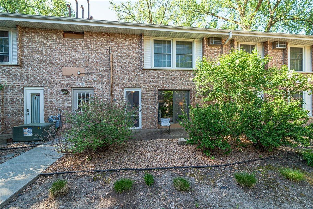 4524 Cedar Lake Road S 3 Property Photo 18