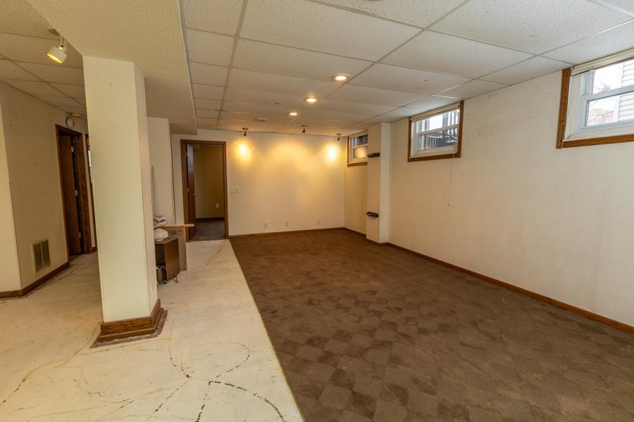 227 W 5th Street Property Photo 45