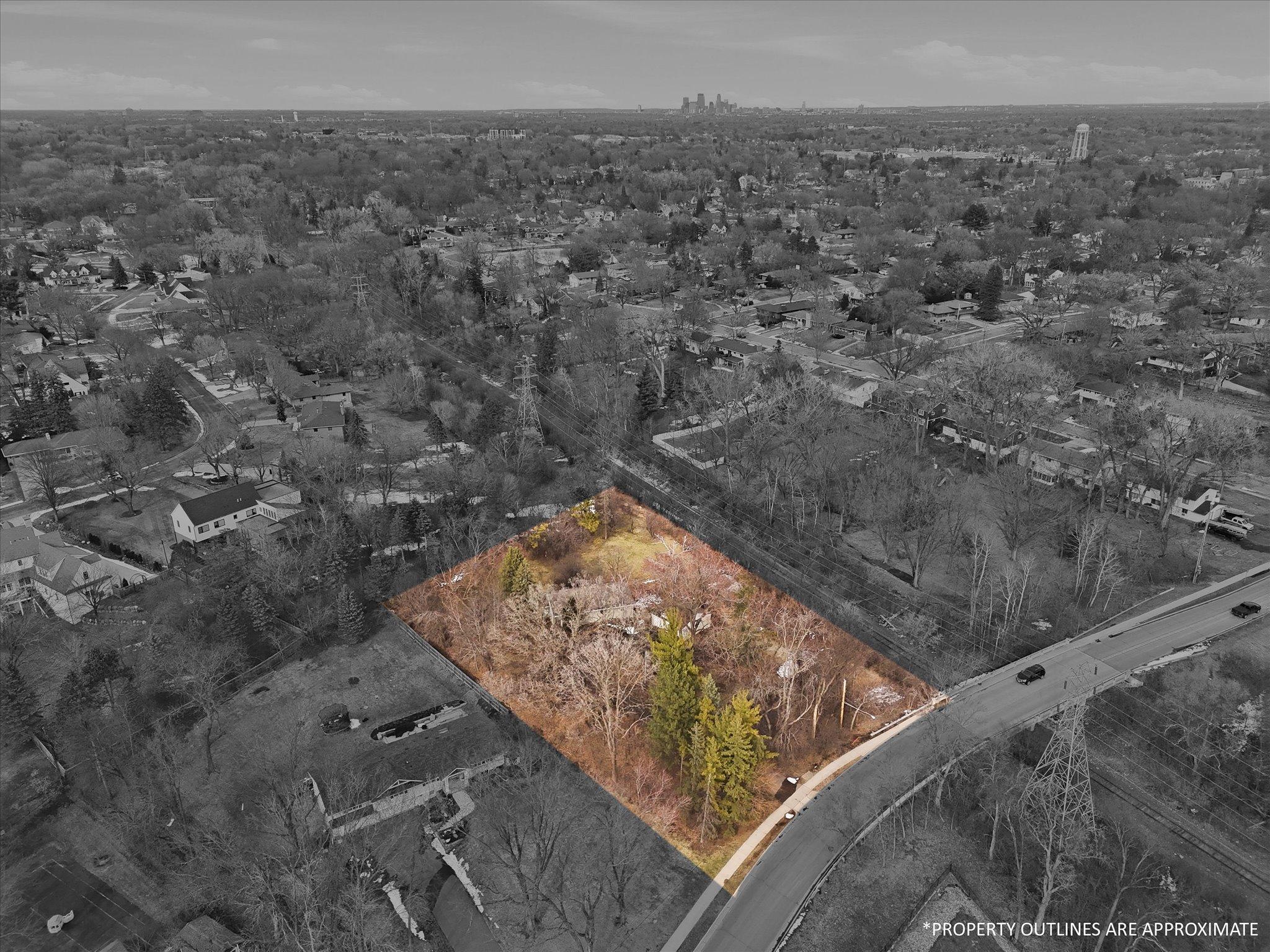 6300 Valley View Road Property Photo 1