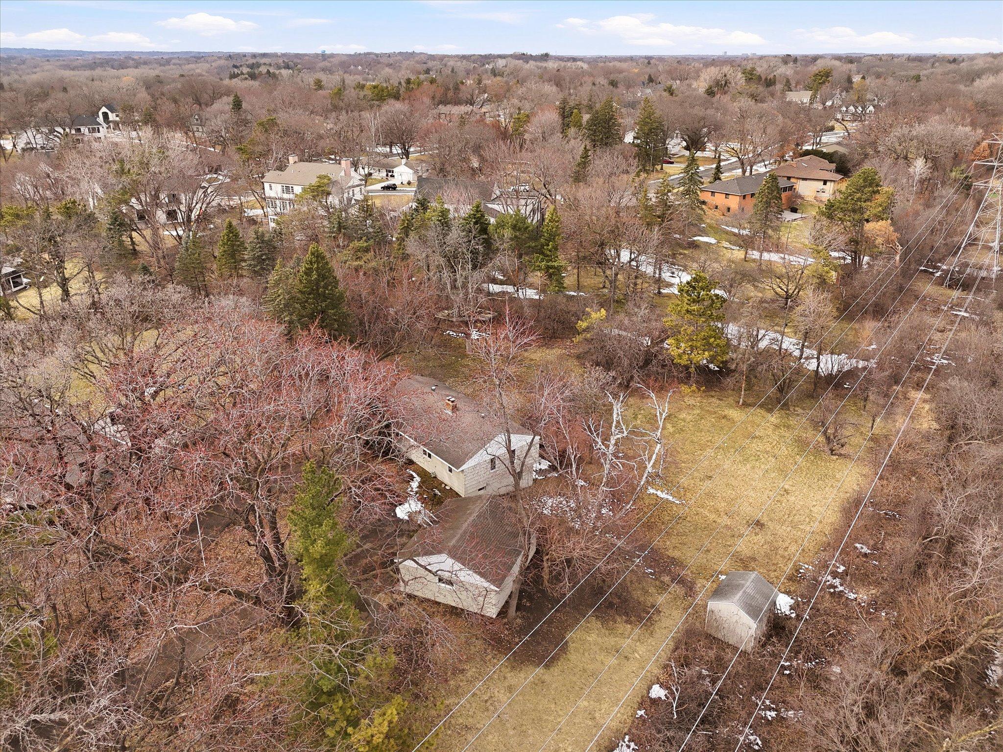 6300 Valley View Road Property Photo 9