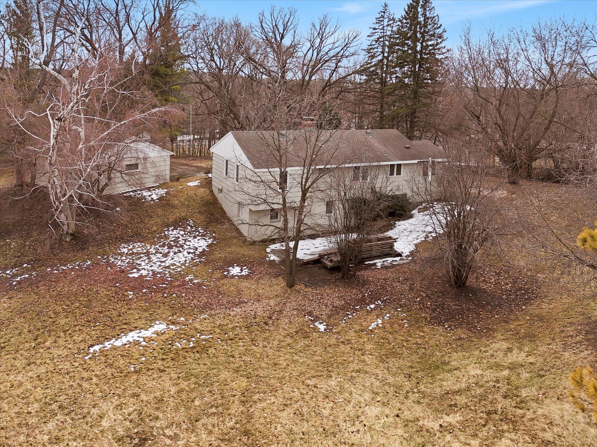 6300 Valley View Road Property Photo 10