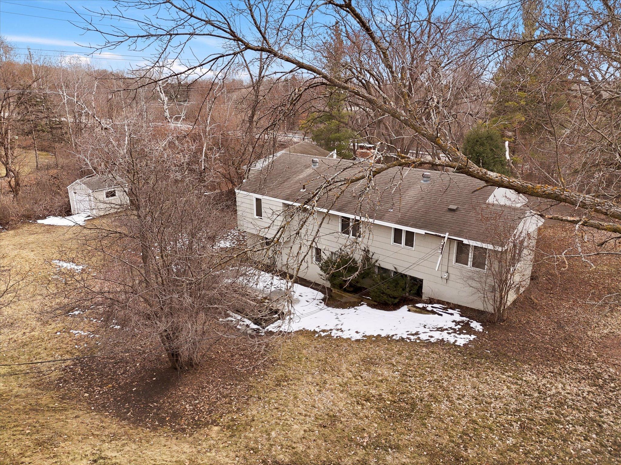 6300 Valley View Road Property Photo 11