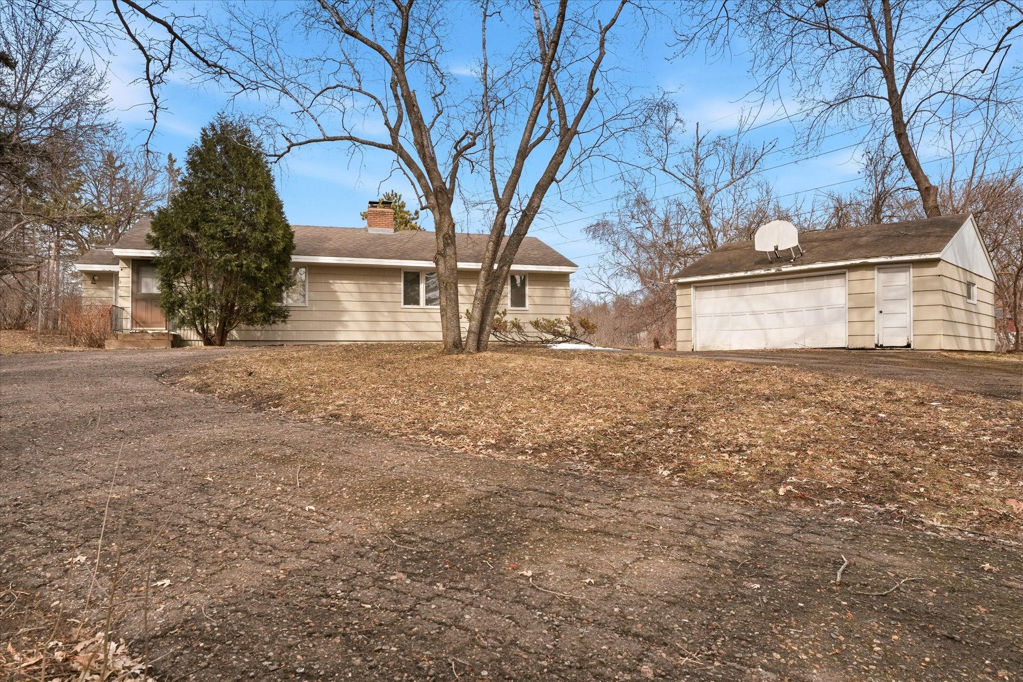 6300 Valley View Road Property Photo 13