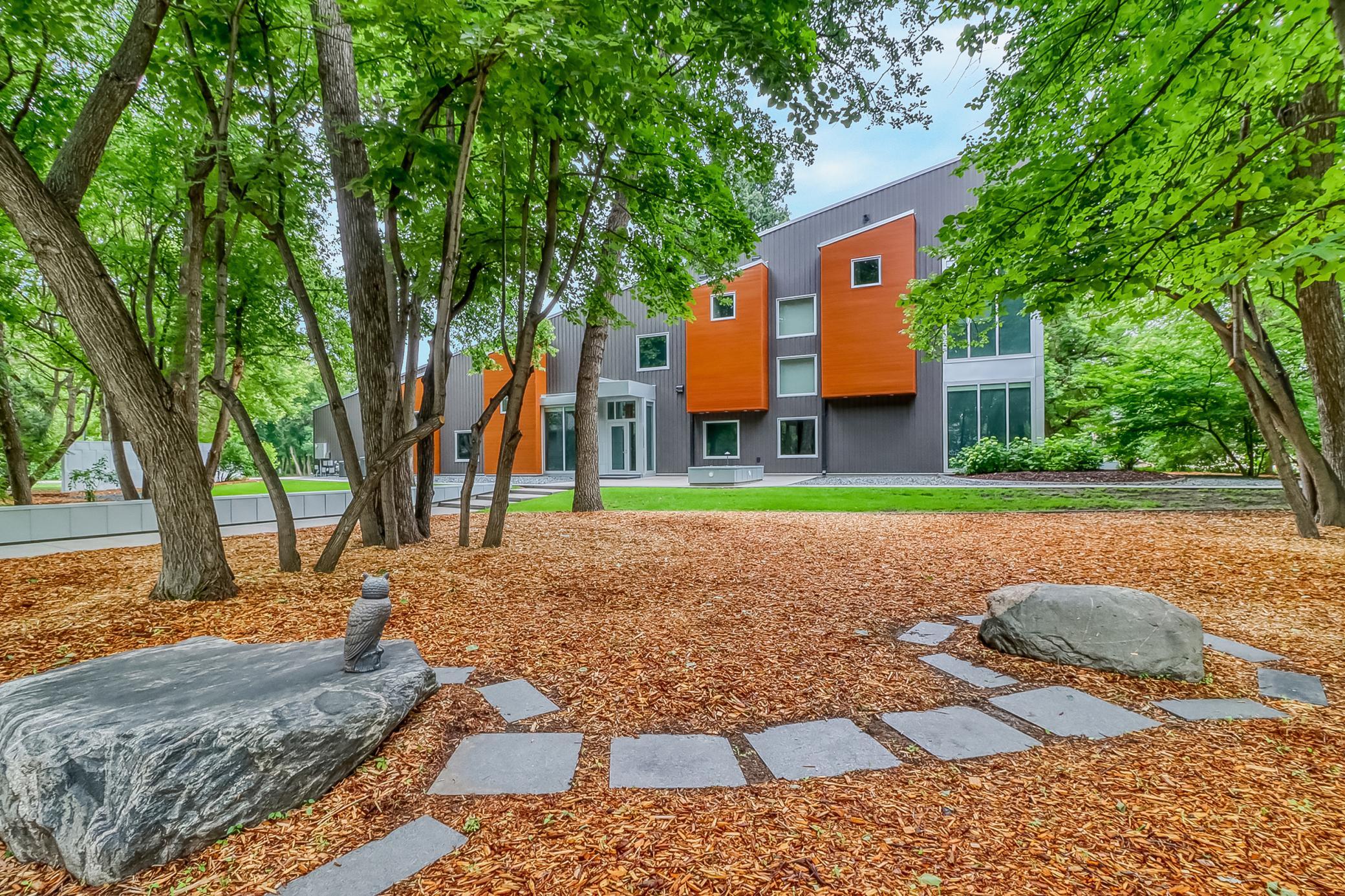 131 49th Avenue E Property Photo 13