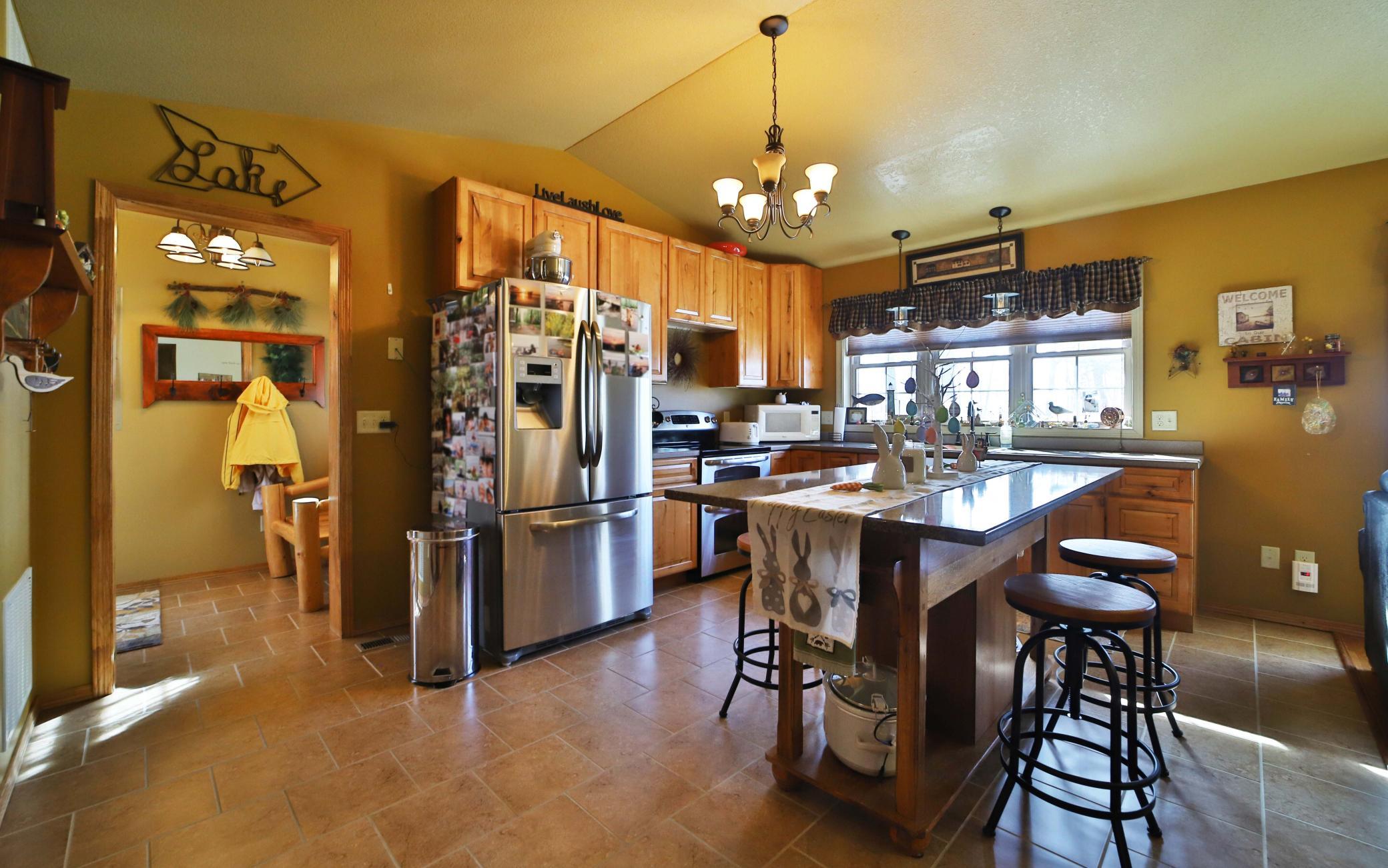 8510 Laurel Anne Lane Property Photo 6