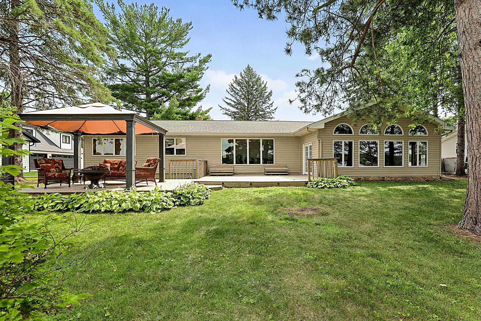 5565 Ne River Road Property Photo 4