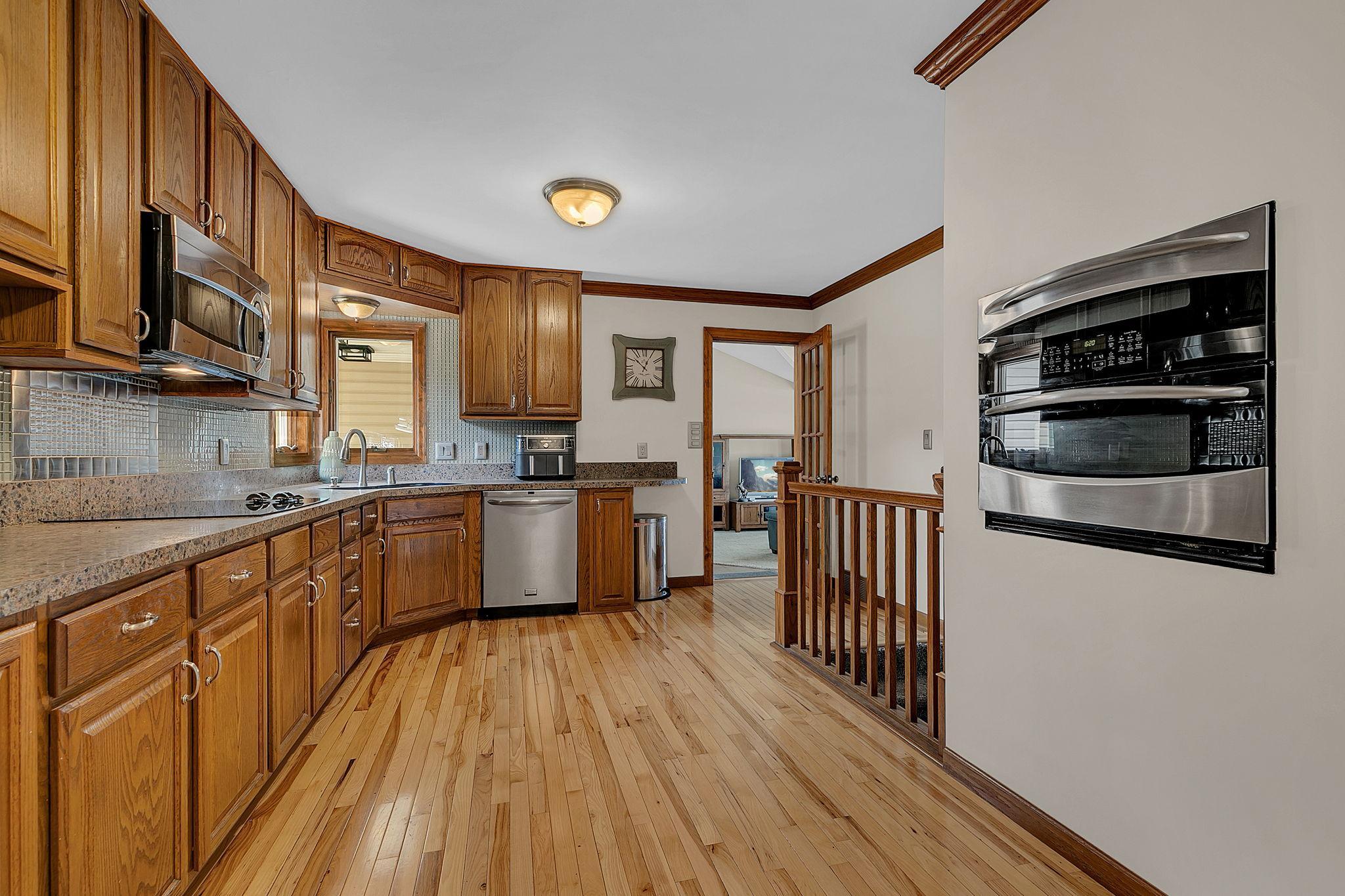 5565 Ne River Road Property Photo 15