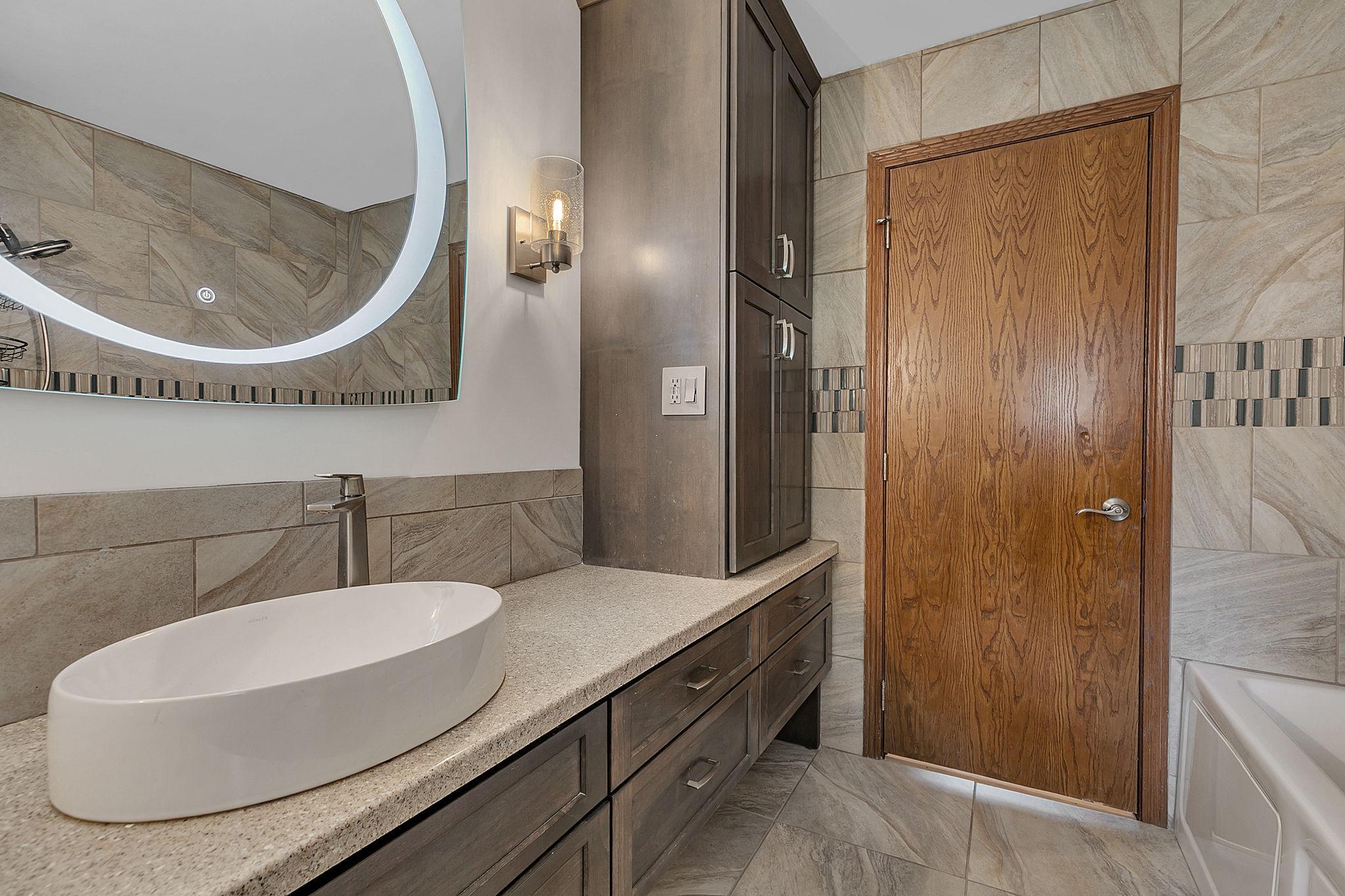 5565 Ne River Road Property Photo 25