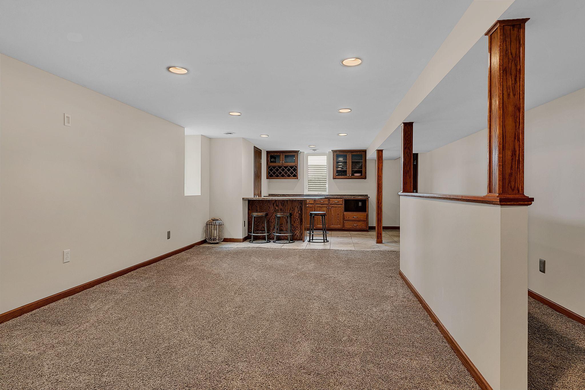 5565 Ne River Road Property Photo 30