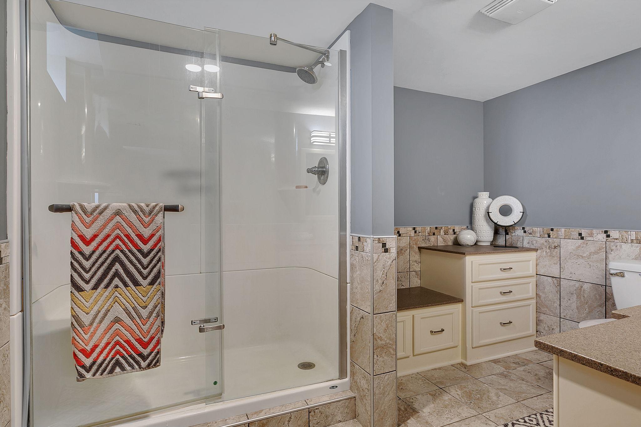 5565 Ne River Road Property Photo 35