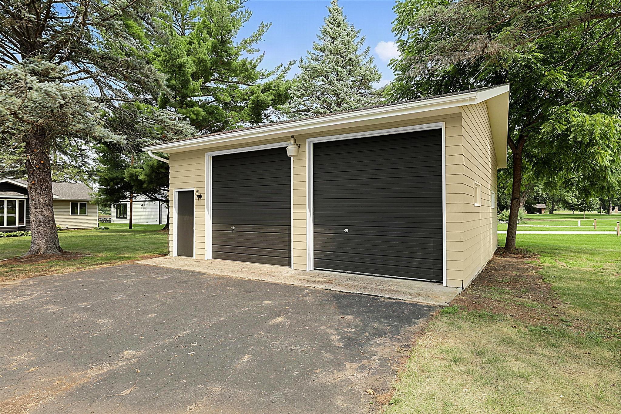 5565 Ne River Road Property Photo 43