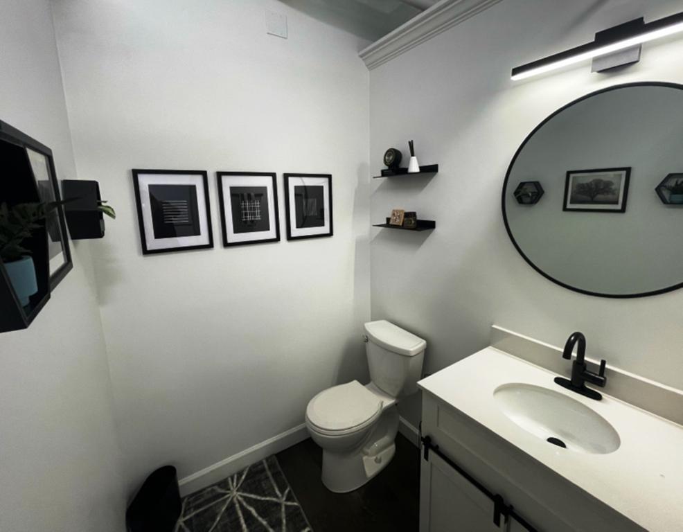 940 Mckinley Parkway 407 Property Photo 10