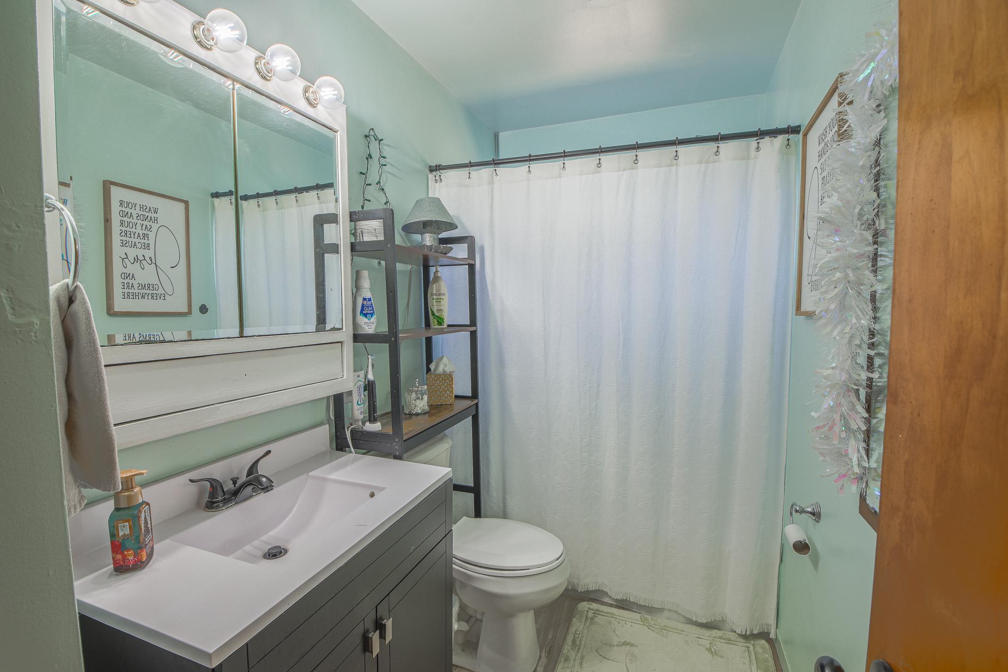239 32nd Avenue N Property Photo 10