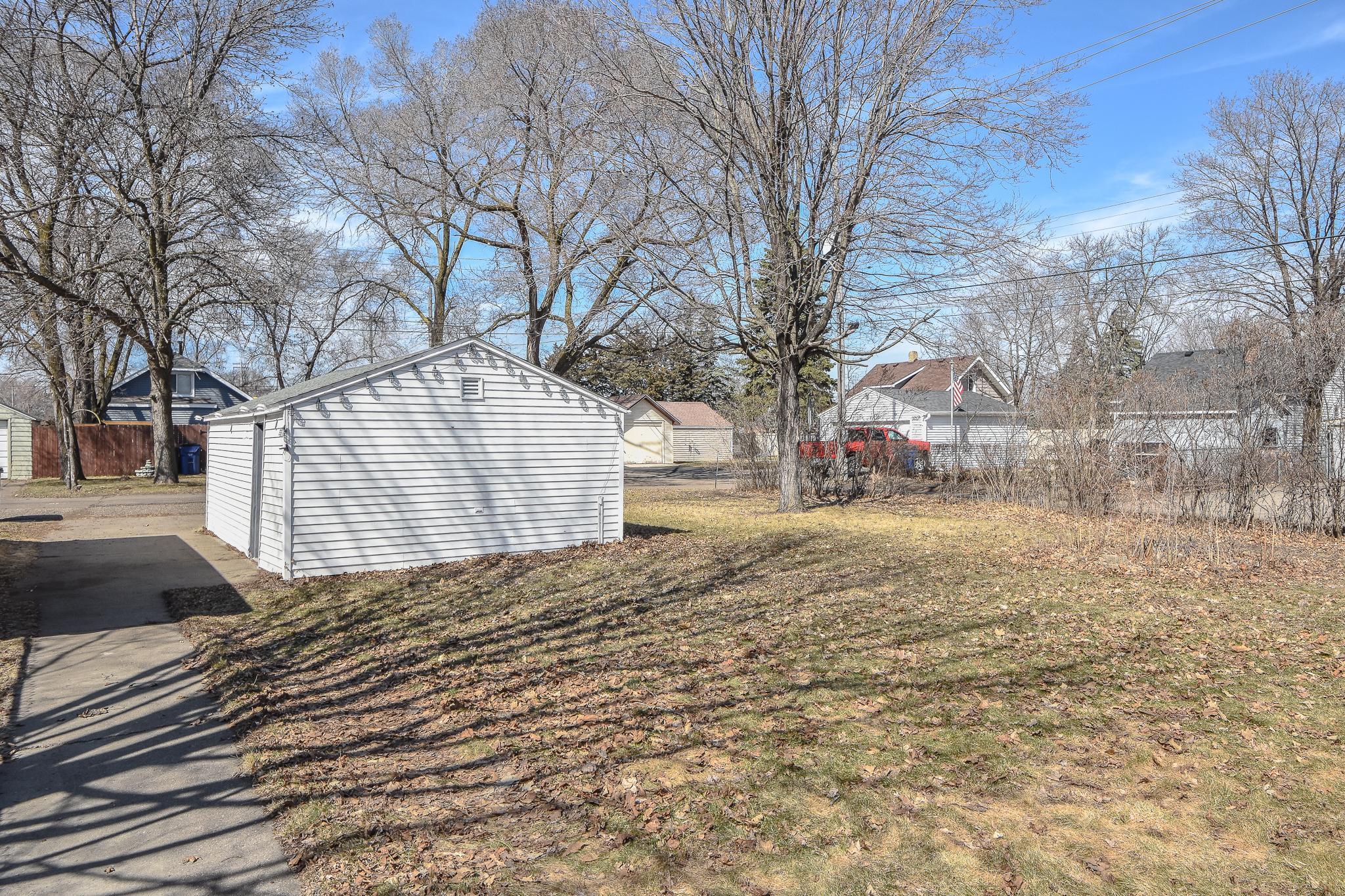 239 32nd Avenue N Property Photo 31