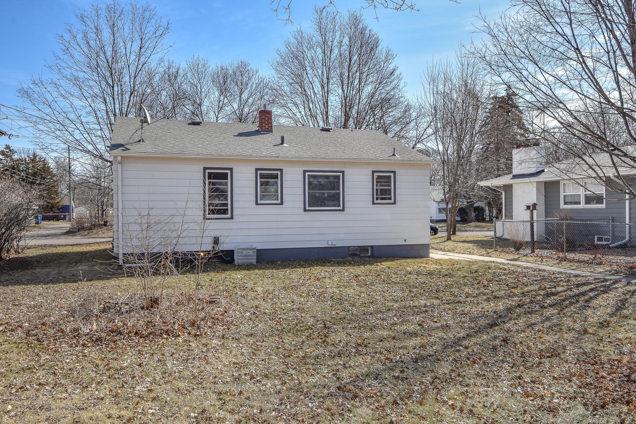 239 32nd Avenue N Property Photo 33