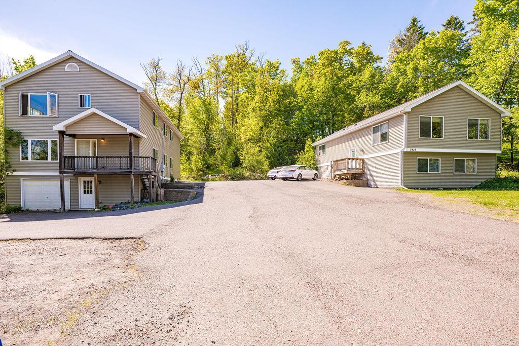 2425 Vermilion Road Property Photo 1