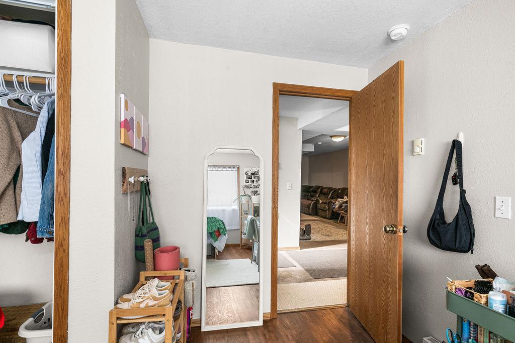 2425 Vermilion Road Property Photo 10