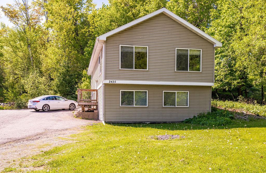 2425 Vermilion Road Property Photo 21