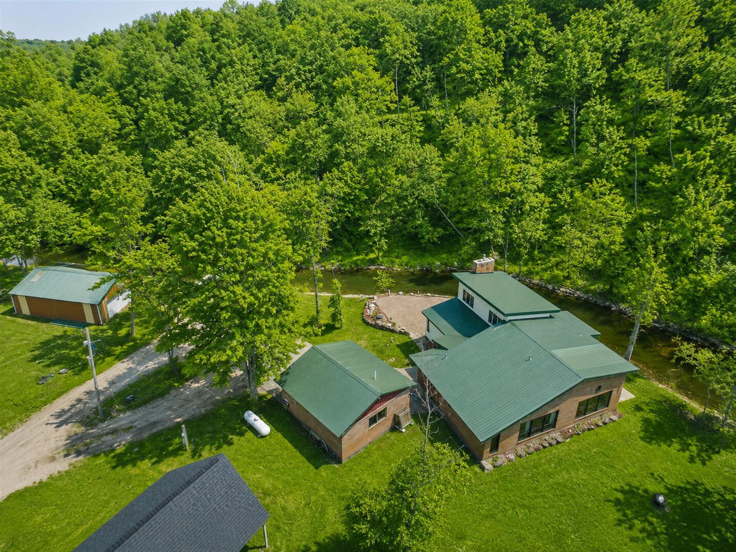 43801 Sylvia Valley Road Property Photo 4
