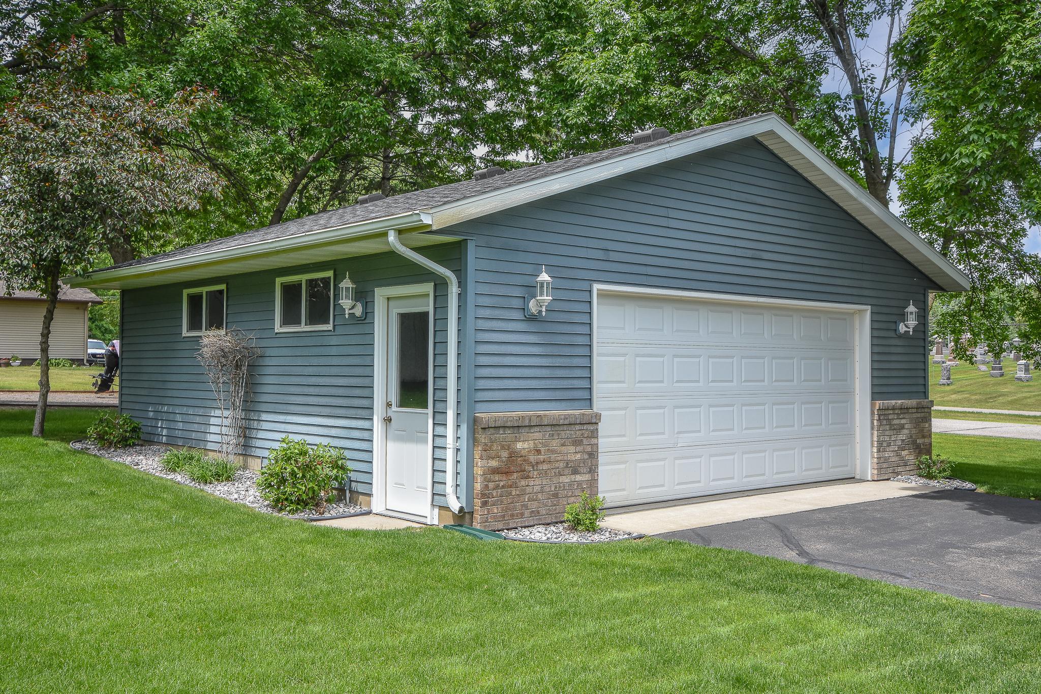 2407 Tranquility Drive Property Photo 8