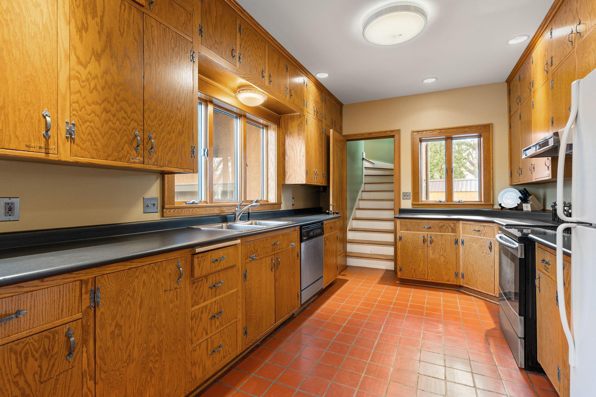 907 1st Drive Nw Property Photo 41