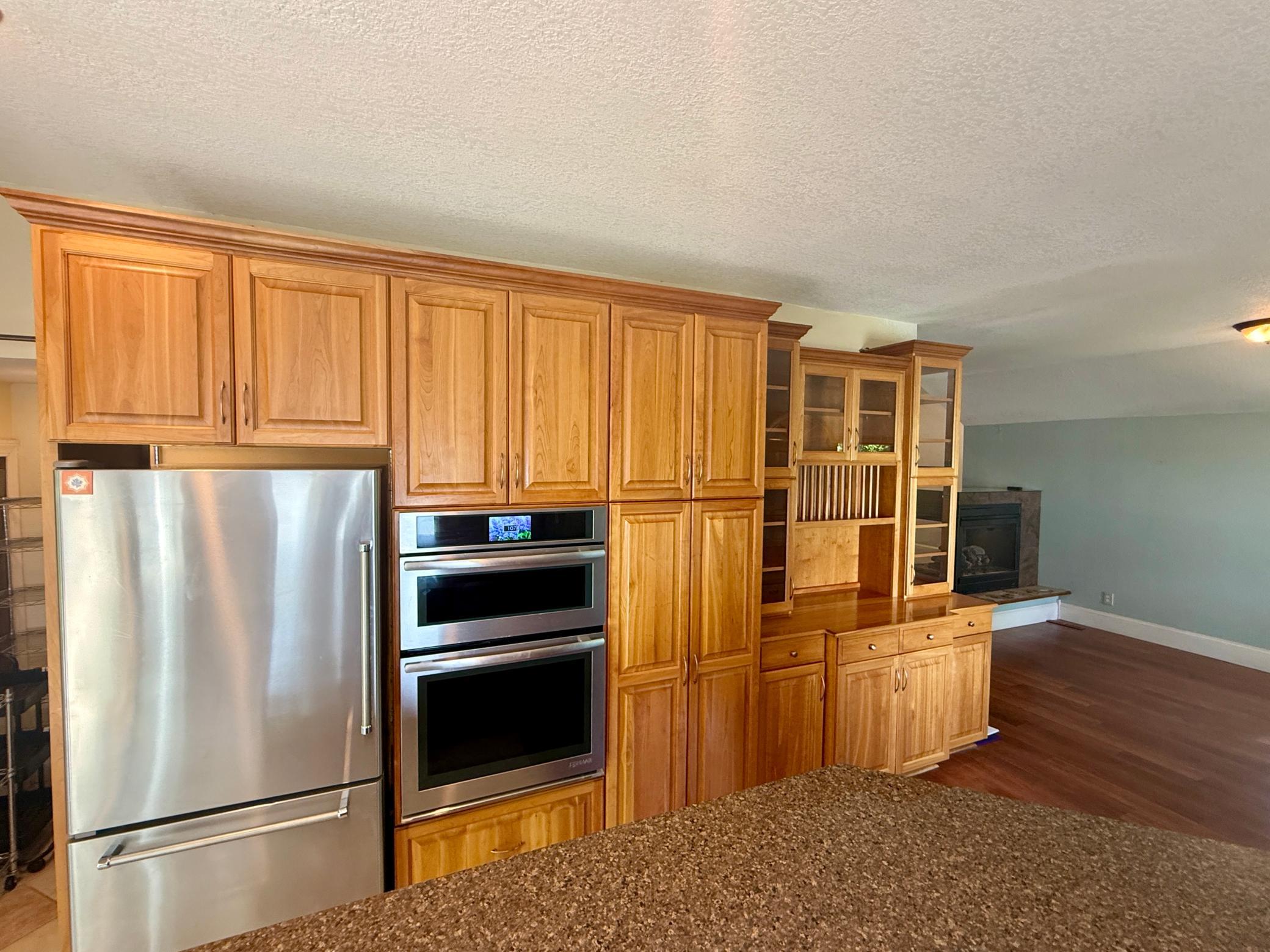 1907 S Shore Drive Property Photo 10