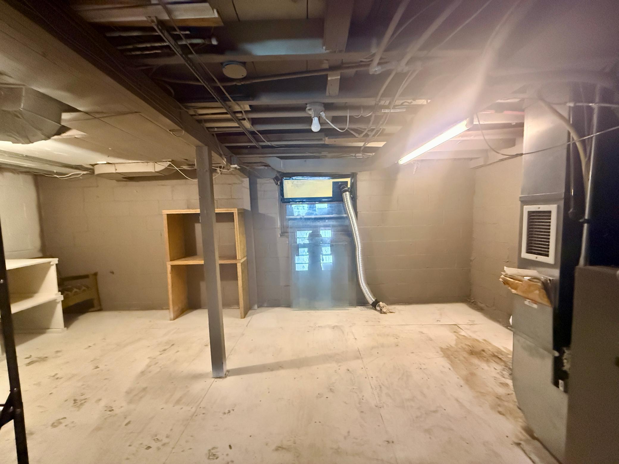 1907 S Shore Drive Property Photo 22