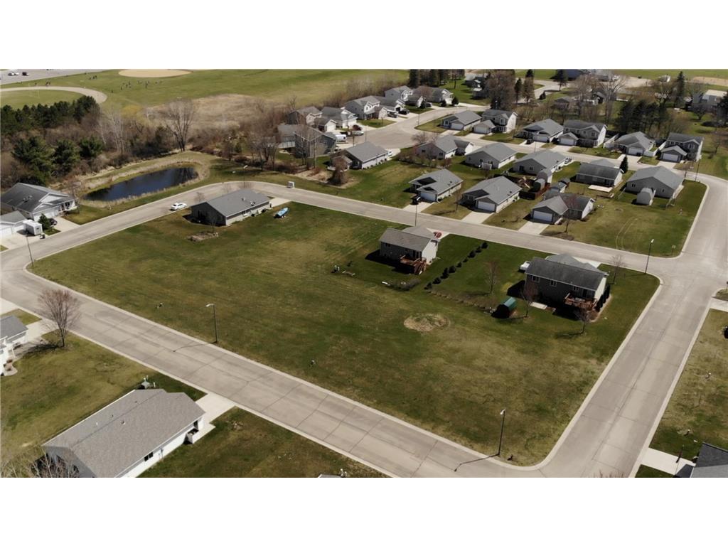554 Willow Avenue Property Photo 3