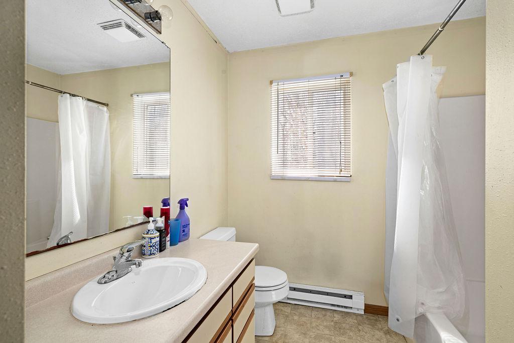2417 Vermilion Road Property Photo 18