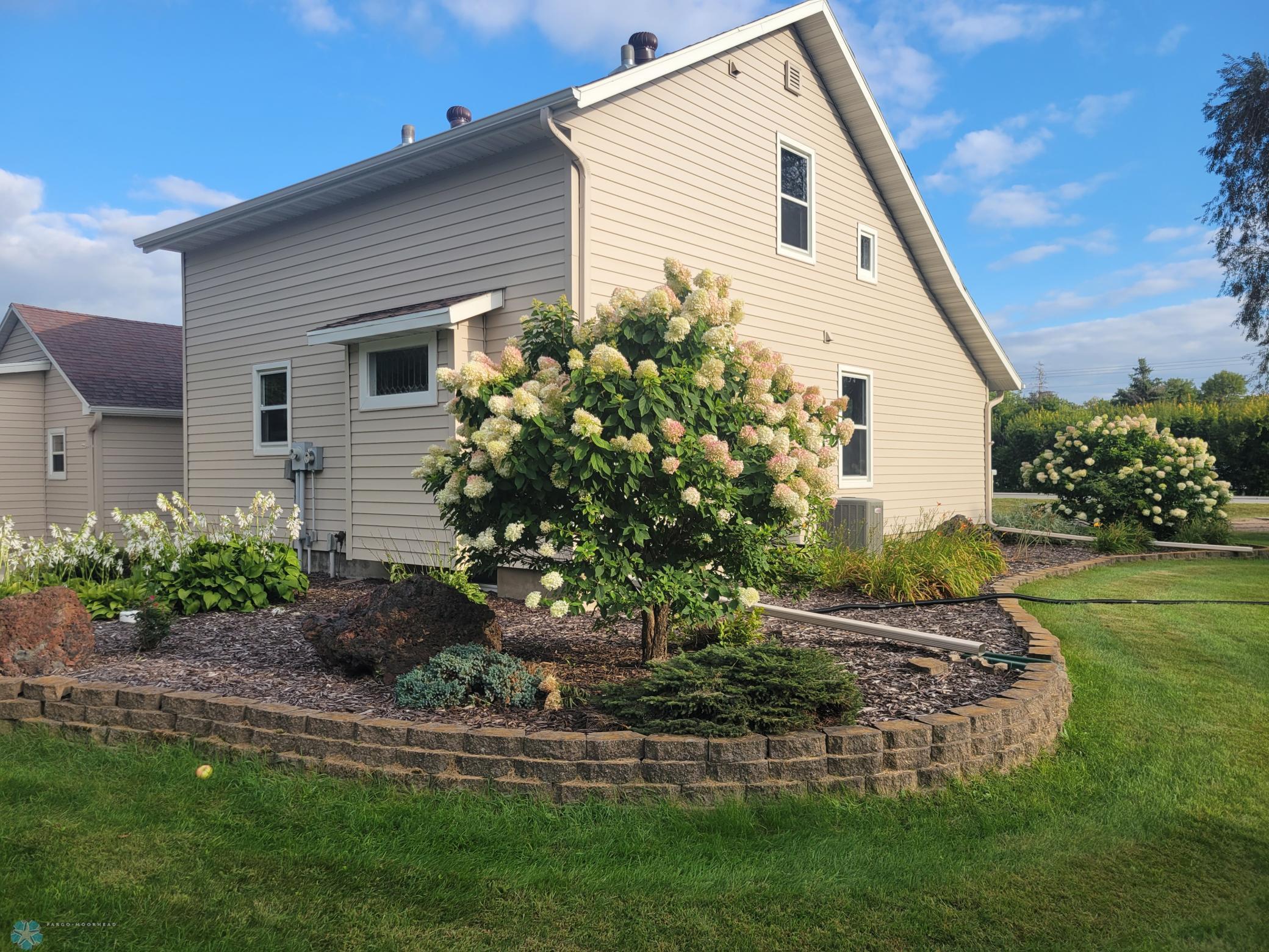 551 Wall Avenue Property Photo 8