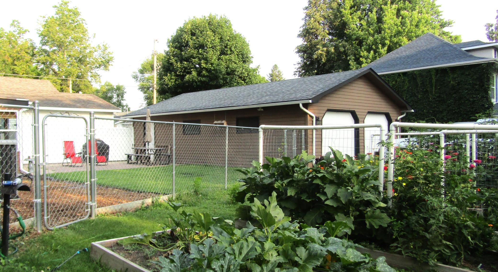 141 Summit Avenue Property Photo 2