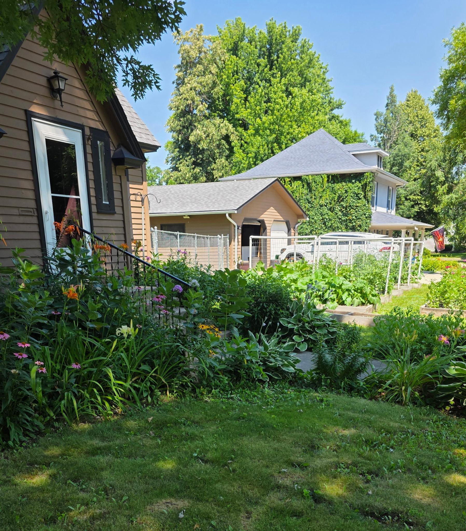 141 Summit Avenue Property Photo 37