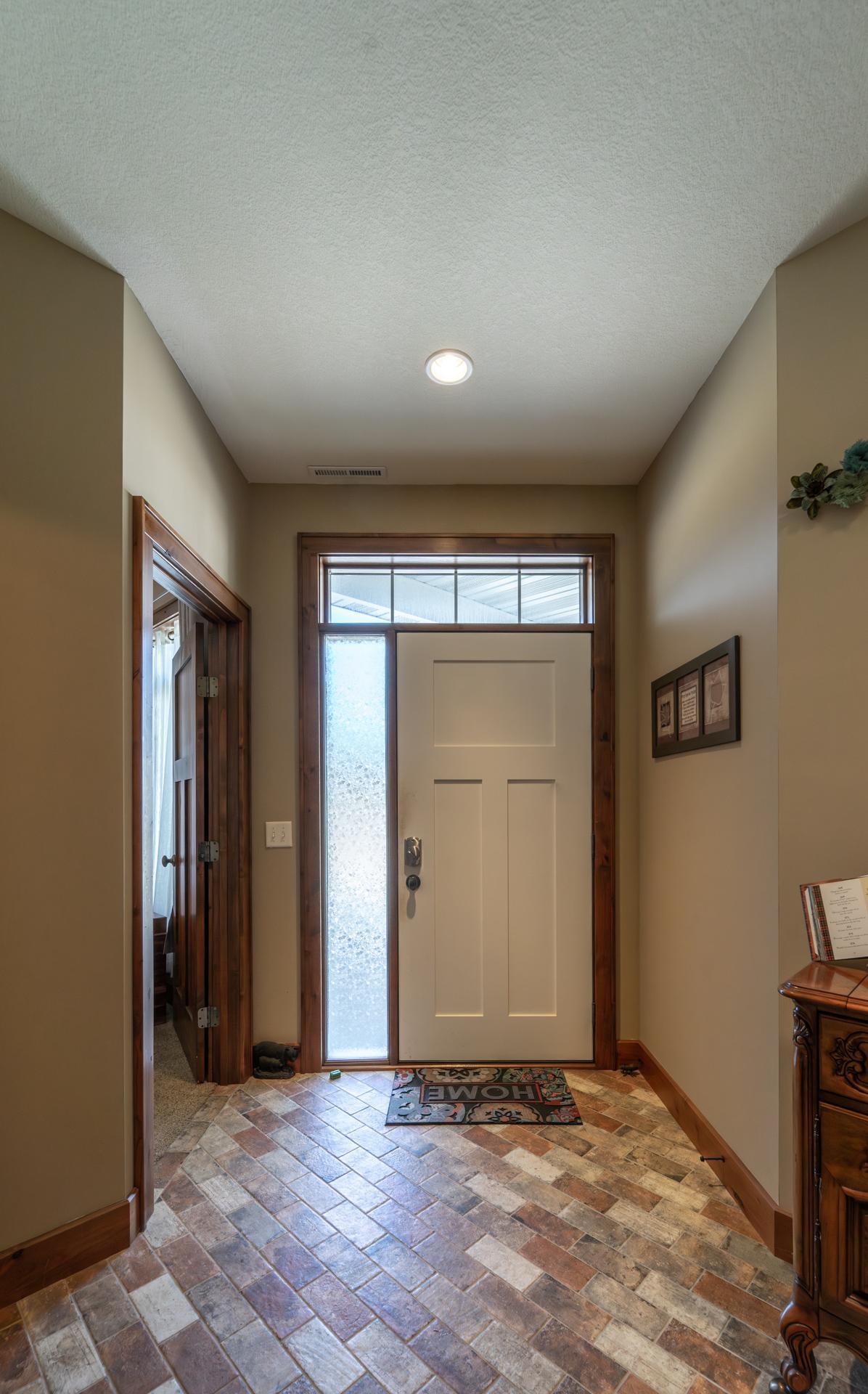 12762 Vintage Circle Property Photo 28