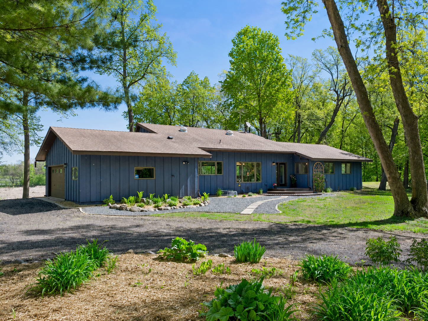 13180 Willandale Road Property Photo 2