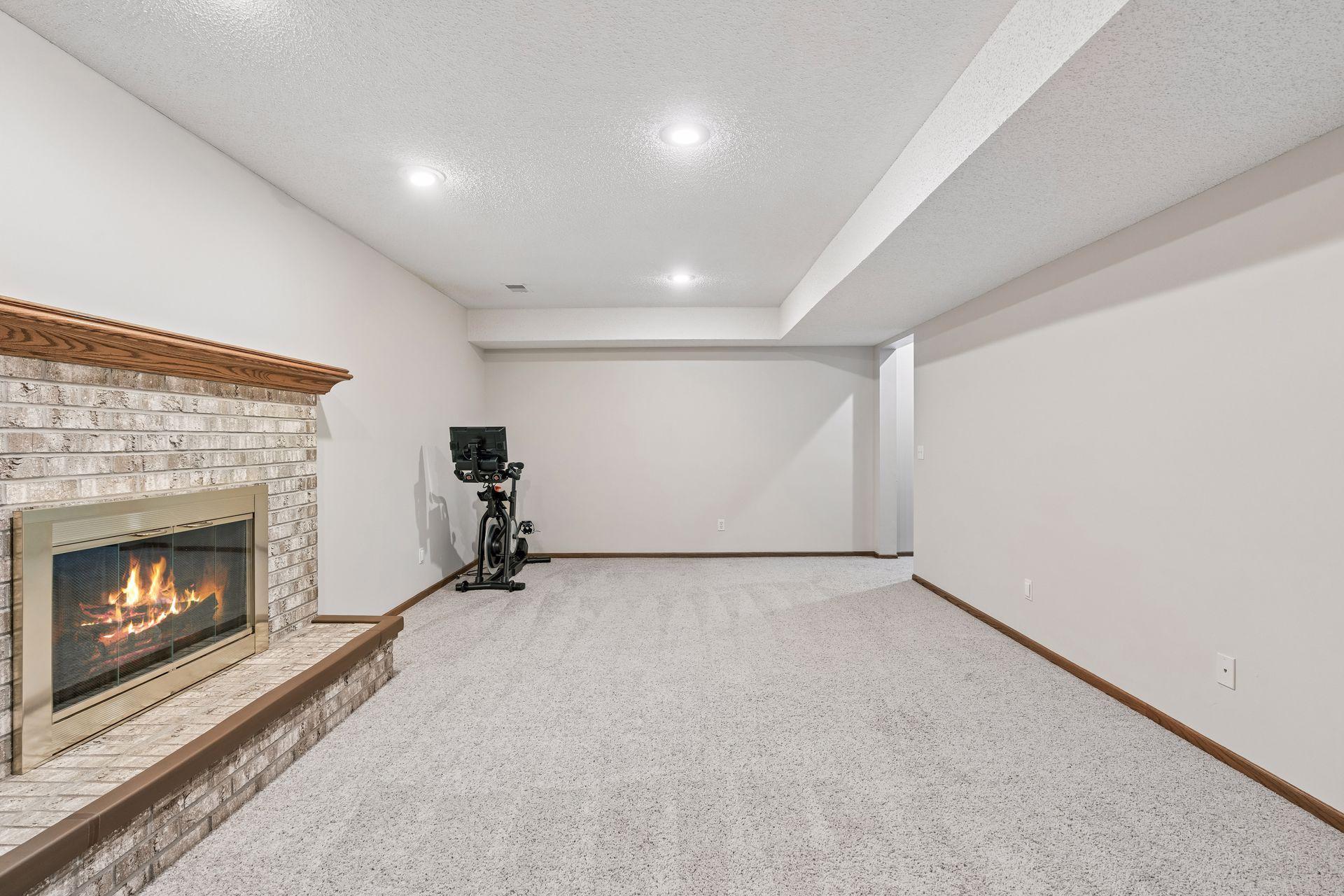 4299 Westchester Circle Property Photo 40