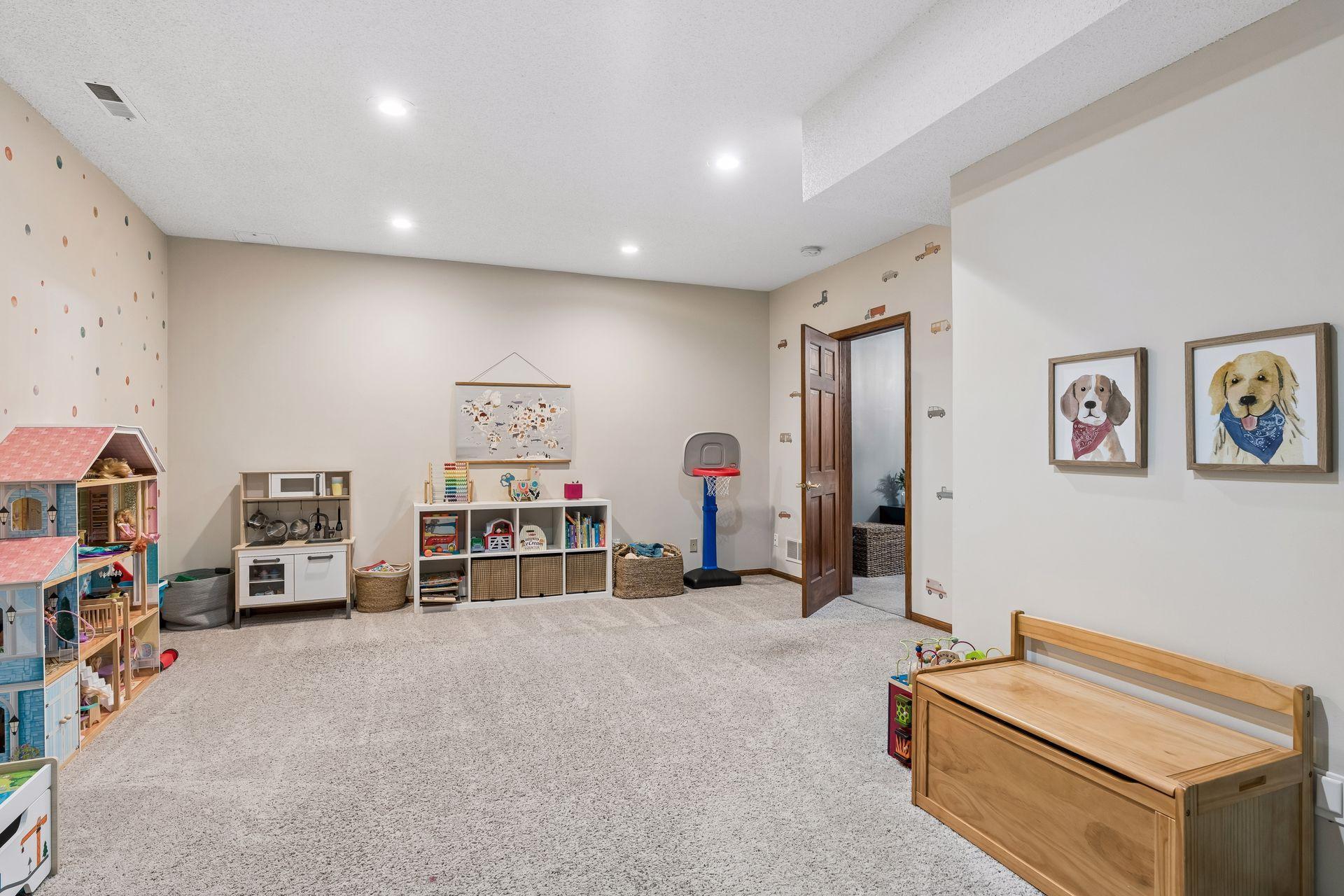 4299 Westchester Circle Property Photo 41