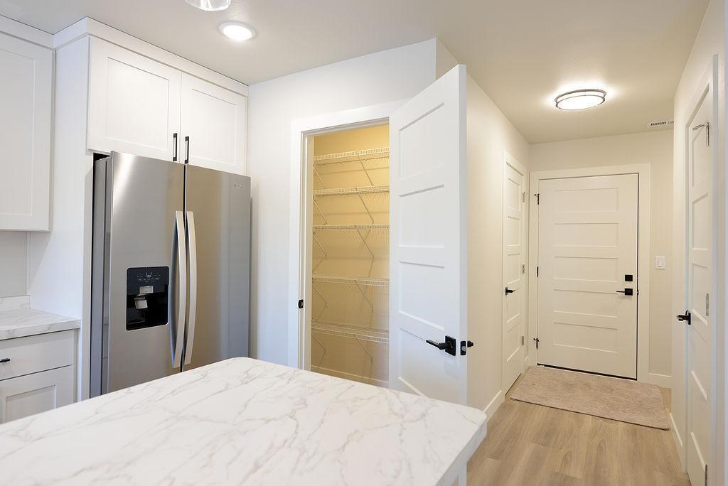 323 3rd Street Property Photo 16