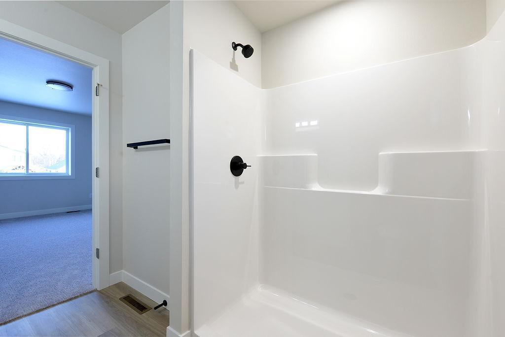 323 3rd Street Property Photo 19