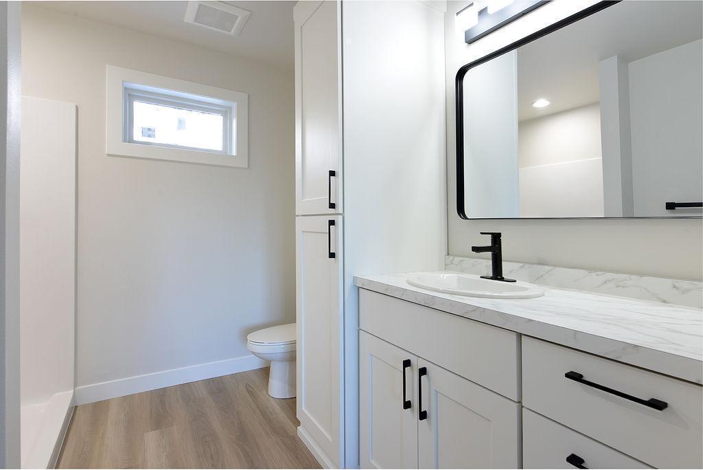 323 3rd Street Property Photo 25